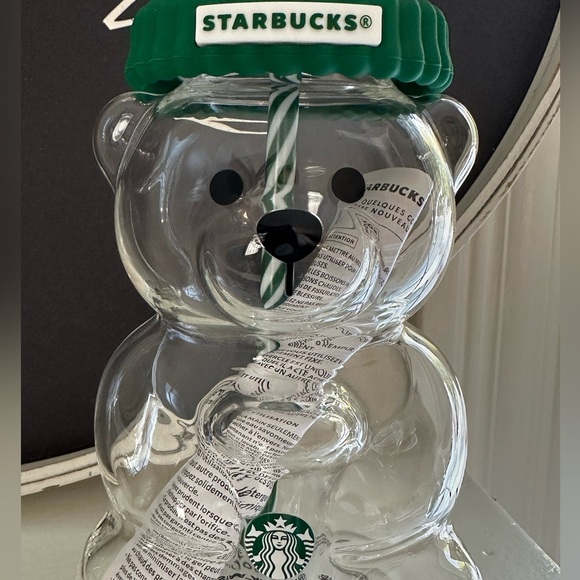 Limited Edition Starbucks “Bearista” cup - Picture 5 of 12